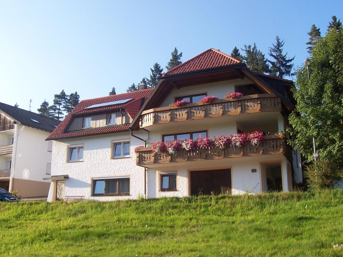 Haus Marianne Schmelzle Apartamento Freudenstadt Exterior foto